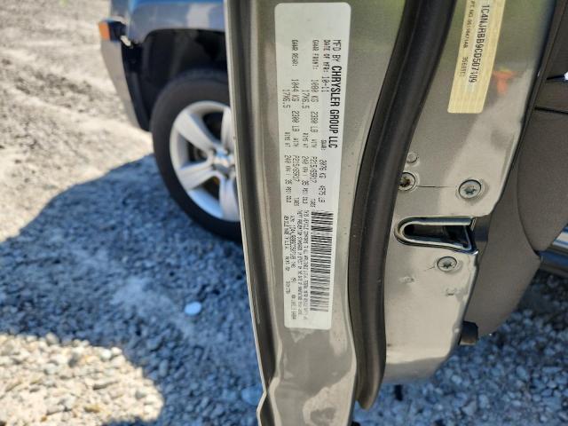 1C4NJRBB9CD507109 - 2012 JEEP PATRIOT SPORT GRAY photo 13