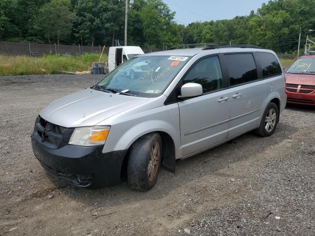 2D4RN6DX0AR394385 - 2010 DODGE GRAND CARA CREW SILVER photo 1