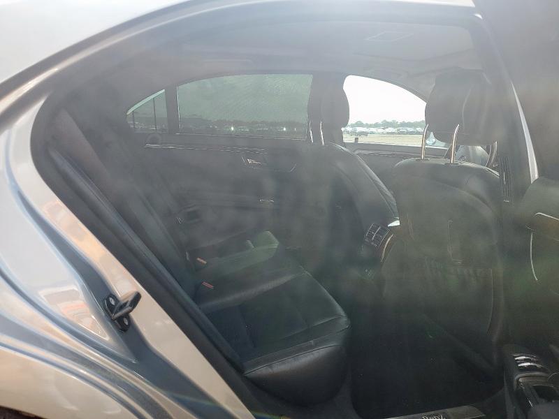 WDDNG9EB1DA498604 - 2013 MERCEDES-BENZ S 550 4MATIC GRAY photo 10