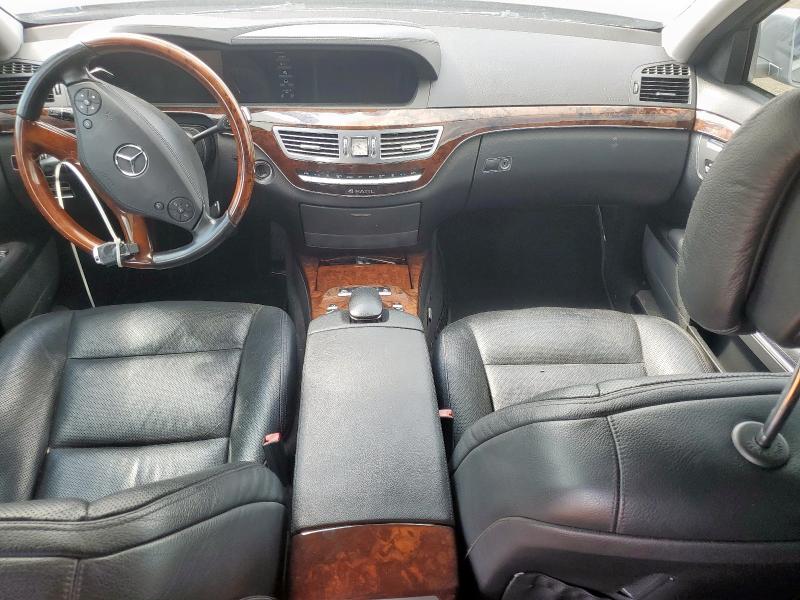 WDDNG9EB1DA498604 - 2013 MERCEDES-BENZ S 550 4MATIC GRAY photo 8