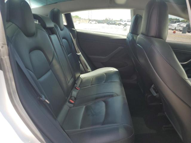 5YJ3E1EA8KF422995 - 2019 TESLA MODEL 3 Սպիտակ լուսանկար 10