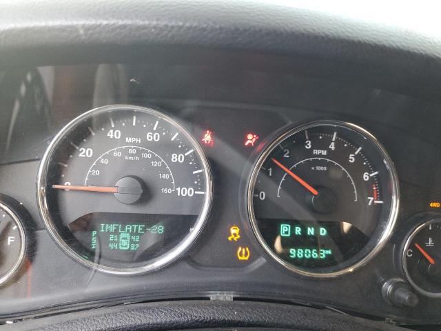 1C4BJWEG6JL804656 - 2018 JEEP WRANGLER U SAHARA GRAY photo 9