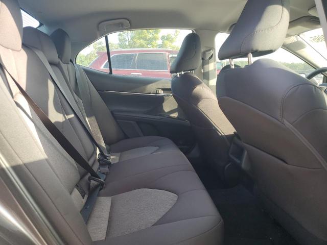 4T1C11AK6LU989639 - 2020 TOYOTA CAMRY LE GRAY photo 10