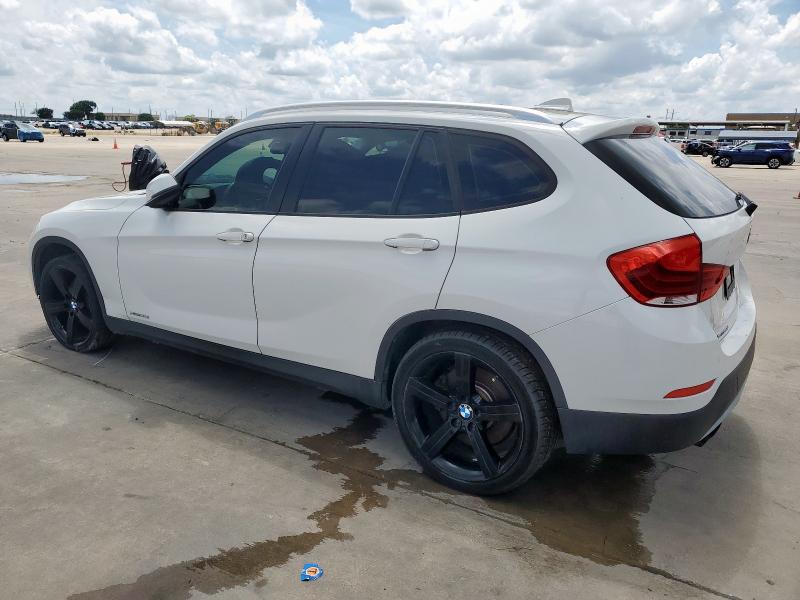 WBAVM5C5XDVV90552 - 2013 BMW X1 XDRIVE35I WHITE photo 2