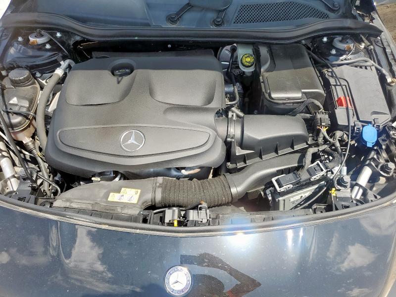 WDDSJ4EB0HN418747 - 2017 MERCEDES-BENZ CLA 250 Czarny zdjęcie 11