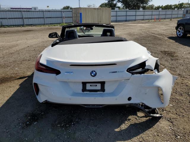 WBAHF3C00PWY13955 - 2023 BMW Z4 SDRIVE30I WHITE photo 6