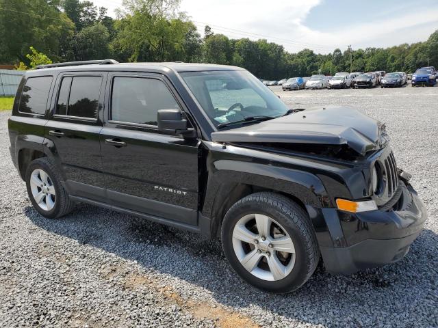 1C4NJPFB8ED905395 - 2014 JEEP PATRIOT LATITUDE BLACK photo 4