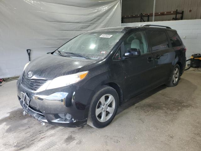 2015 TOYOTA SIENNA LE, 