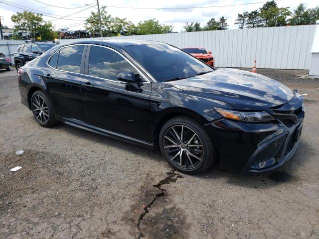 4T1T11AK6PU170314 - 2023 TOYOTA CAMRY SE NIGHT SHADE BLACK photo 4