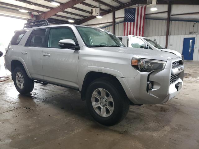JTEBU5JR7F5265352 - 2015 TOYOTA 4RUNNER SR5/SR5 PREMIUM SILVER photo 4