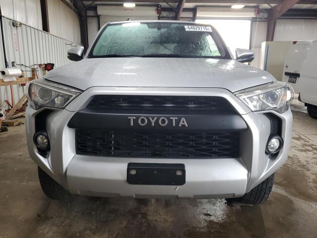 JTEBU5JR7F5265352 - 2015 TOYOTA 4RUNNER SR5/SR5 PREMIUM SILVER photo 5
