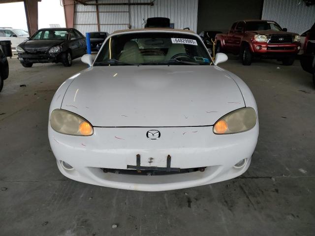 JM1NB353130312904 - 2003 MAZDA MX-5 MIATA BASE WHITE photo 5