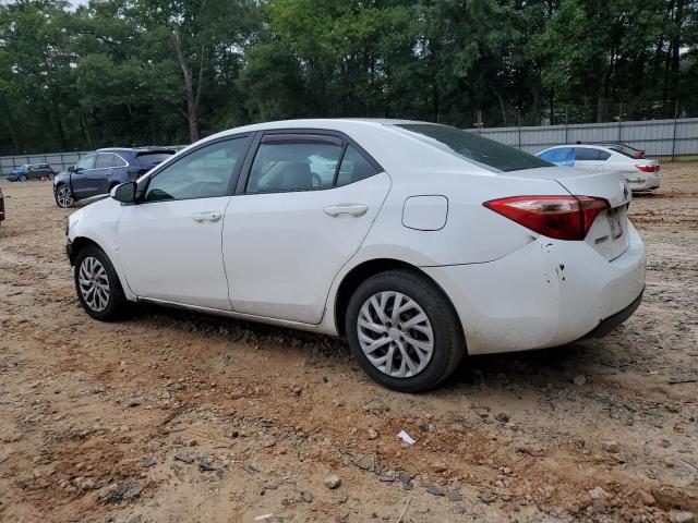 5YFBURHE0JP763466 - 2018 TOYOTA COROLLA L WHITE photo 2