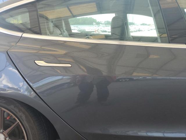 5YJ3E1EB4KF209986 - 2019 TESLA MODEL 3 Gris photo 10