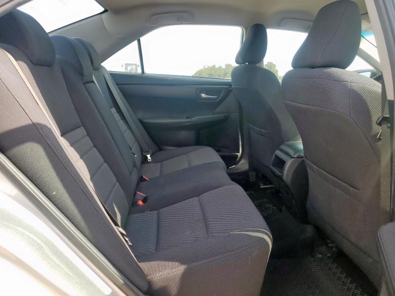 4T4BF1FK5FR462708 - 2015 TOYOTA CAMRY LE SILVER photo 10