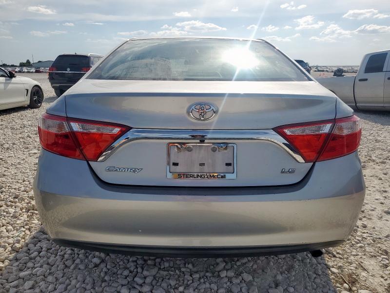 4T4BF1FK5FR462708 - 2015 TOYOTA CAMRY LE SILVER photo 6