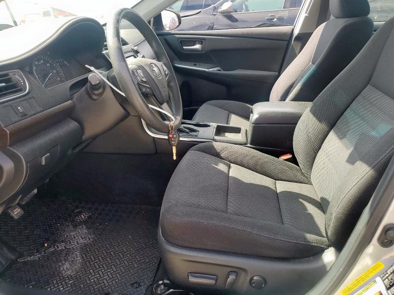 4T4BF1FK5FR462708 - 2015 TOYOTA CAMRY LE SILVER photo 7