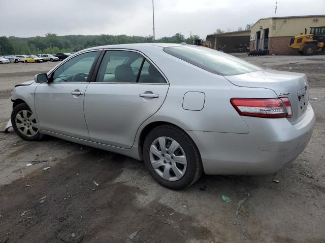 4T1BF3EK1AU104652 - 2010 TOYOTA CAMRY BASE SILVER photo 2