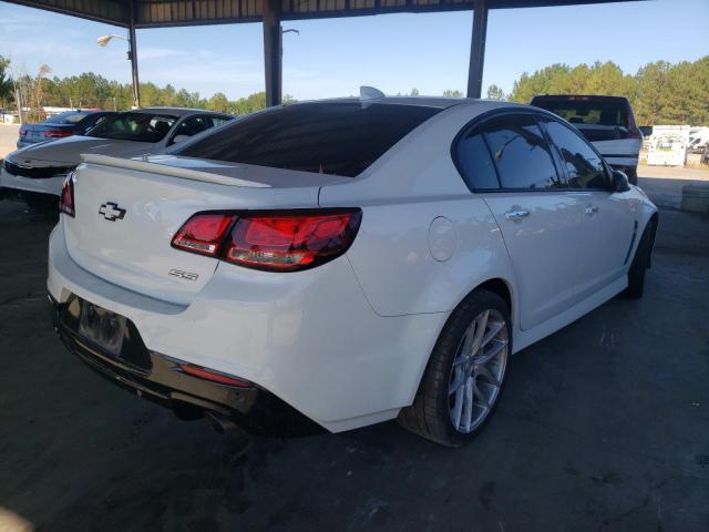 6G3F15RW8FL115256 - 2015 CHEVROLET SS WHITE photo 4