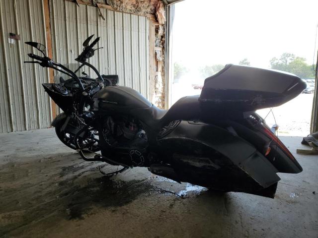 5VPDB36N9E3037345 - 2014 VICTORY MOTORCYCLES CROSS COUN BLACK photo 3