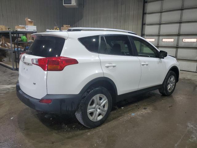 JTMZFREV8FJ058956 - 2015 TOYOTA RAV4 LE WHITE photo 3