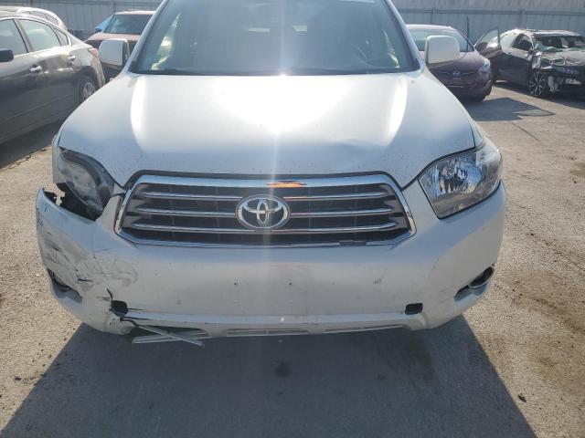 JTEES43A982075562 - 2008 TOYOTA HIGHLANDER SPORT WHITE photo 12