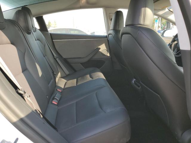 5YJ3E1EA3SF964912 - 2025 TESLA MODEL 3 白色 照片 10