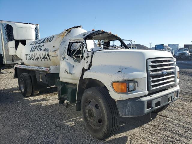 1FDXF80E3SVA38461 - 1995 FORD F800 WHITE photo 1