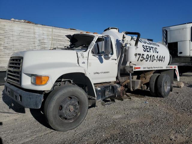 1FDXF80E3SVA38461 - 1995 FORD F800 WHITE photo 2