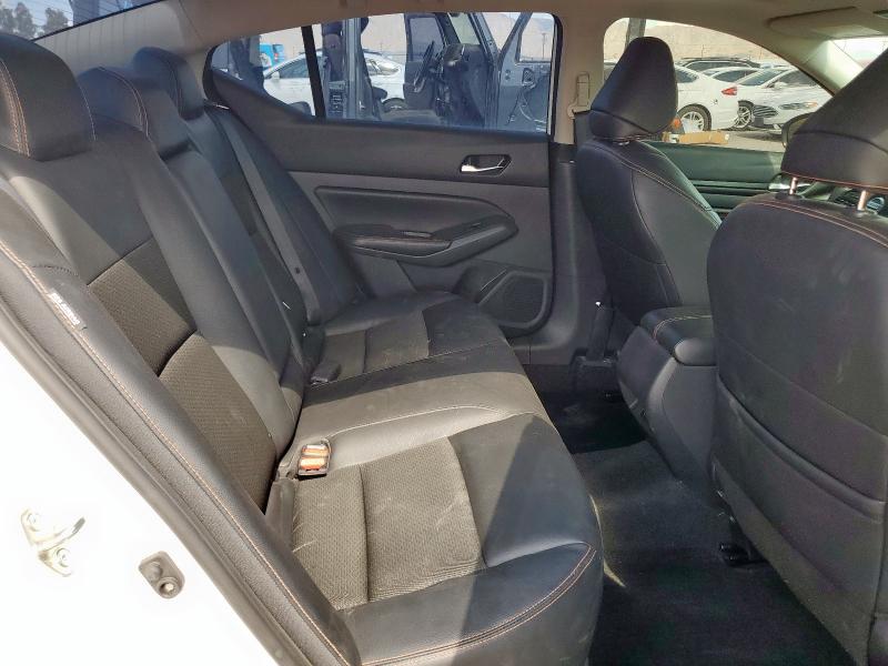 1N4BL4CV7NN413256 - 2022 NISSAN ALTIMA SR WHITE photo 10