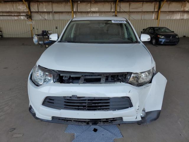 JA4AD3A33EZ020193 - 2014 MITSUBISHI OUTLANDER SE WHITE photo 5