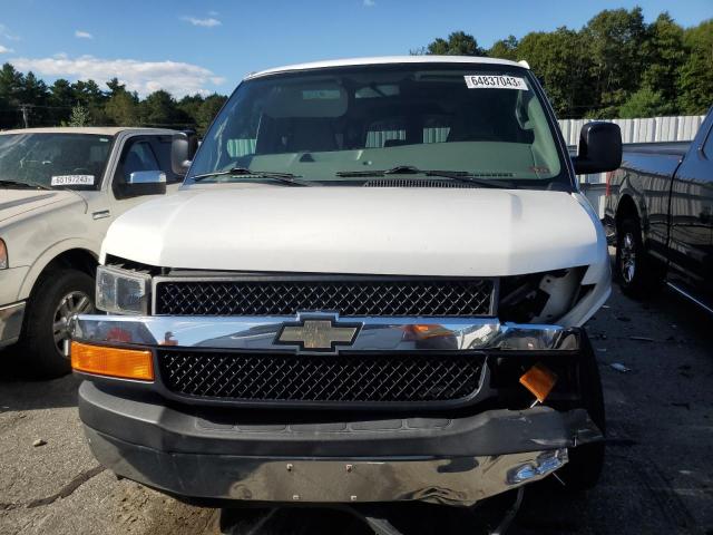 1GAZGPFG3H1275778 - 2017 CHEVROLET EXPRESS G3 LT WHITE photo 5