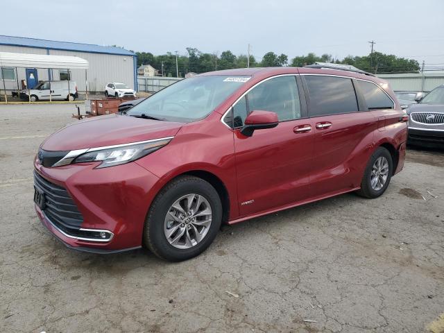 2021 TOYOTA SIENNA XLE, 