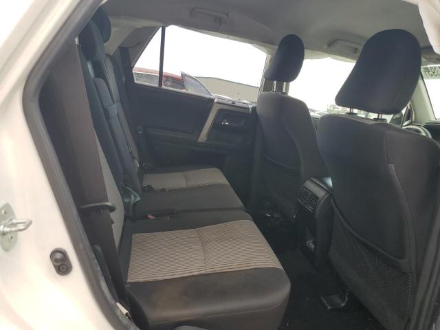 JTEMU5JR8M5889800 - 2021 TOYOTA 4RUNNER SR5/SR5 PREMIUM WHITE photo 10