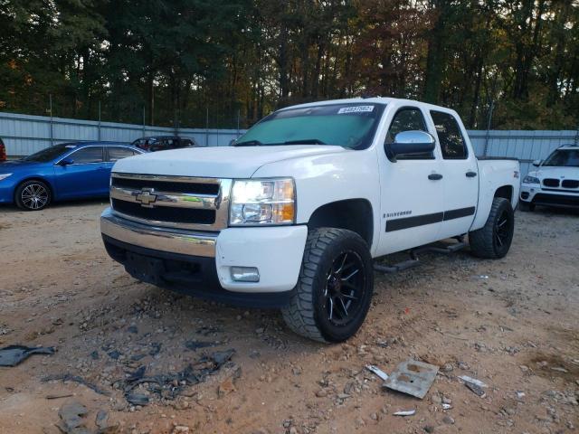 2GCEK13M371545435 - 2007 CHEVROLET SILVERADO K1500 CREW CAB WHITE photo 2