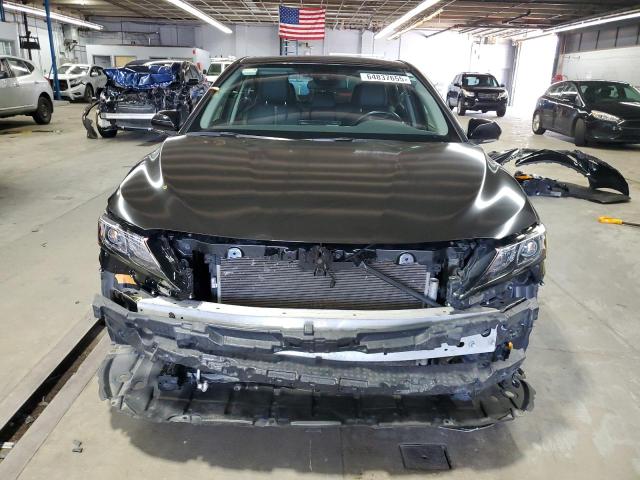 4T1G11AK8RU845049 - 2024 TOYOTA CAMRY SE NIGHT SHADE BLACK photo 5