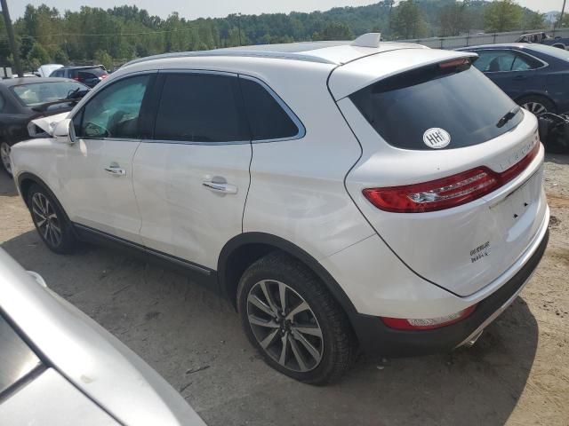 5LMCJ3C97KUL34844 - 2019 LINCOLN MKC RESERVE WHITE photo 2