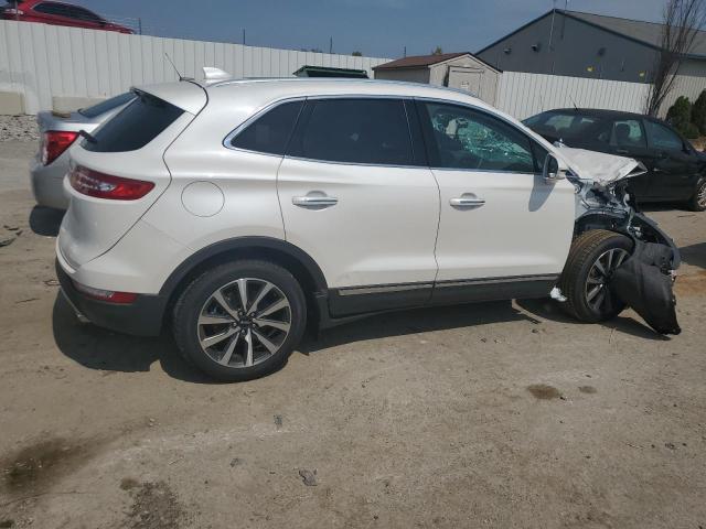 5LMCJ3C97KUL34844 - 2019 LINCOLN MKC RESERVE WHITE photo 3