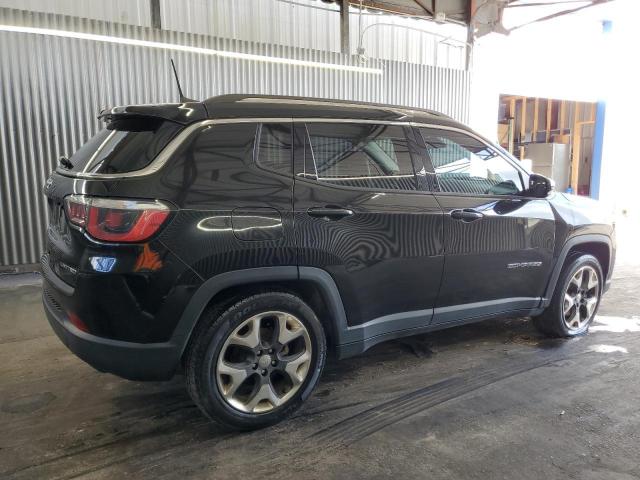 3C4NJCCB6JT319053 - 2018 JEEP COMPASS LIMITED BLACK photo 3