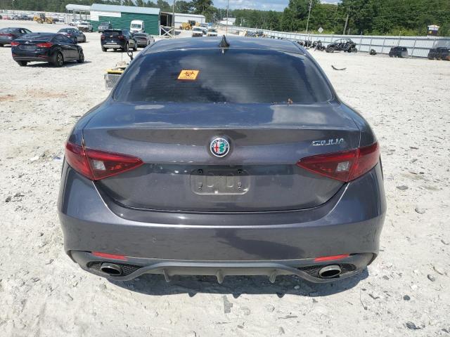 ZARFAEBNXJ7592244 - 2018 ALFA ROMEO GIULIA Grau Foto 6