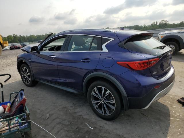 SJKCH5CR7JA049413 - 2018 INFINITI QX30 BASE BLUE photo 2