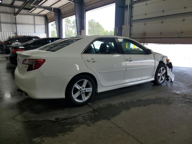4T1BF1FK1CU577960 - 2012 TOYOTA CAMRY BASE 白色 照片 3