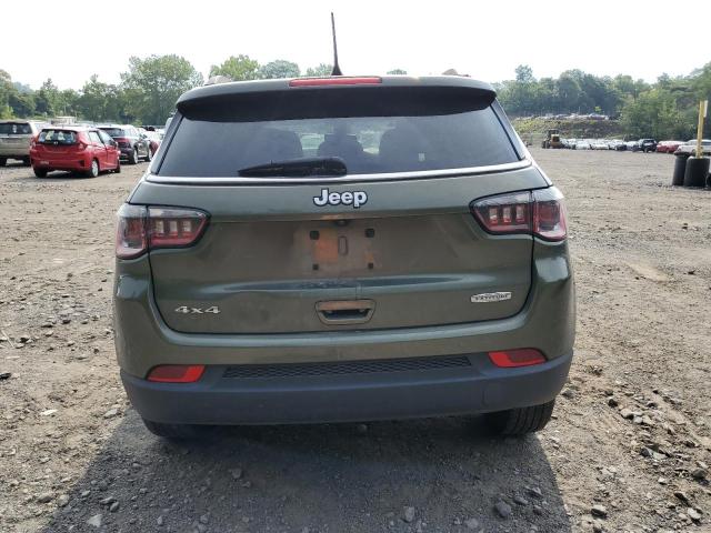 3C4NJDBB3JT142453 - 2018 JEEP COMPASS LATITUDE GREEN photo 6