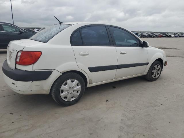 KNADE123276208238 - 2007 KIA RIO BASE WHITE photo 3