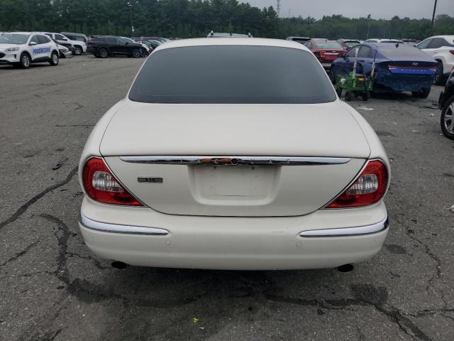 SAJWA71B67SH12726 - 2007 JAGUAR XJ8 WHITE photo 6