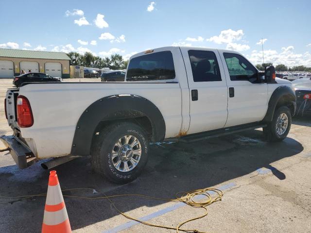 1FT7W2B68BEB29572 - 2011 FORD F250 SUPER DUTY WHITE photo 3