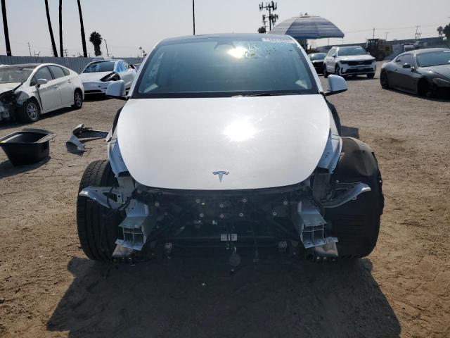 7SAYGDEE8NF558331 - 2022 TESLA MODEL Y WHITE photo 5