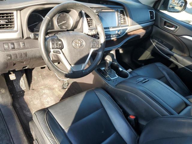 5TDKZRFH1HS526341 - 2017 TOYOTA HIGHLANDER SE BLACK photo 8