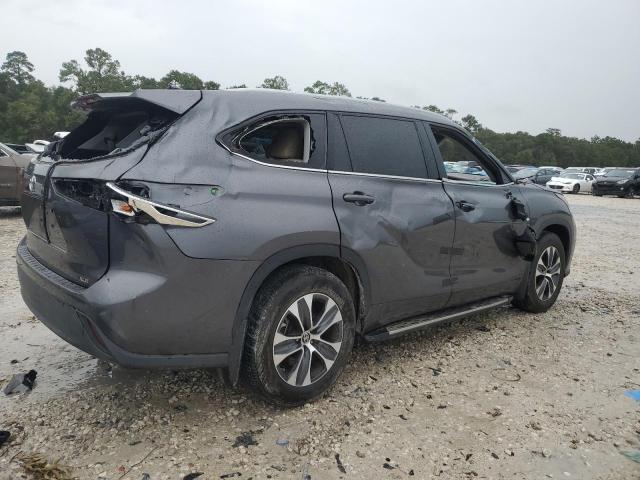 5TDGZRAH7NS541175 - 2022 TOYOTA HIGHLANDER XLE ნაცრისფერი ფოტო 3