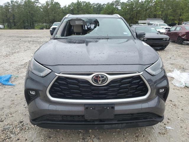 5TDGZRAH7NS541175 - 2022 TOYOTA HIGHLANDER XLE ნაცრისფერი ფოტო 5